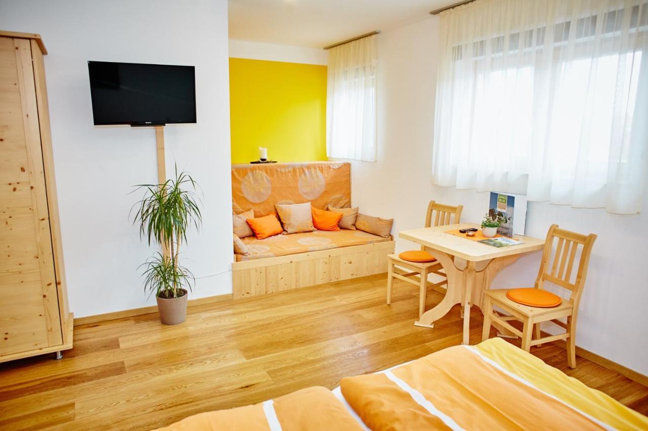 Bed and Breakfast Schmankerl und Gast Rohrendorf bei Krems Exterior foto